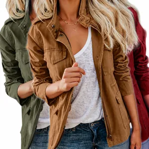 Slim-fit women's solid color cargo jacket featuring zipper closure and multi-pocket design