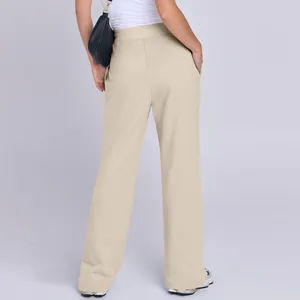 Rückansicht der beigen Damen-Freizeithose mit hoher Taille und elastischem Bunddetail