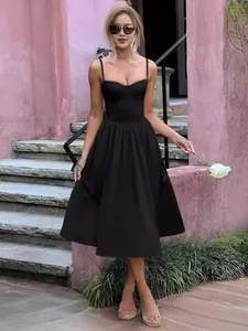 Elegant French retro black spaghetti strap midi dress with a corset-style bodice