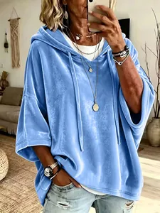 Sudadera con capucha de terciopelo azul claro con manga corta para mujer