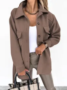 Elegante braune Damen-Wolljacke mit langen Ärmeln, Reverskragen und Knopfleiste