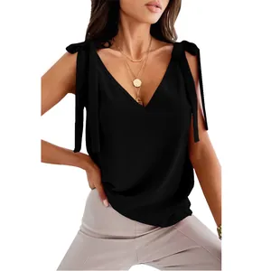 Haut chic à col en V noir avec bretelles à nœuds élégantes pour l'été des femmes