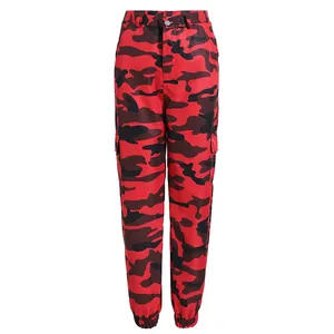 Pantalon cargo camouflage rouge et noir style sarouel avec ourlets élastiqués pour femme