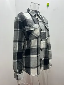 Detailansicht Herren grau-schwarz kariertes langärmliges Flanellhemd Jacke Freizeitmode