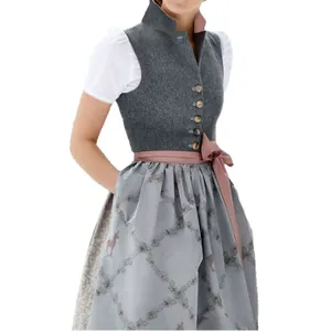 Robe Dirndl traditionnelle de l'Oktoberfest avec gilet gris et jupe à motifs floraux bleus