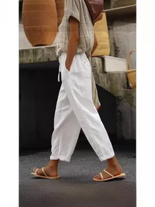 Lässige weiße Damen-Zweiteiler-Hose aus Baumwolle und Leinen im natürlichen Streetstyle