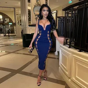 Robe bandage bleu marine élégante avec découpes sexy et décolleté en V profond