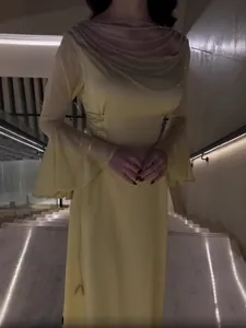 Abito Maxi in Poliestere con Scollo a Catena Sexy Increspato Maniche a Campana Slim Fit Elegante Tinta Unita Abito da Sera