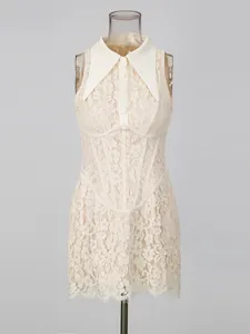 Elegante vestido de encaje sin mangas estilo francés con cuello en punta y cintura de corsé