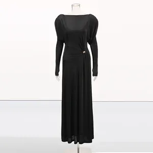 Elegantes schwarzes Abendkleid mit langen Ärmeln, Taillenknoten und Goldschnalle