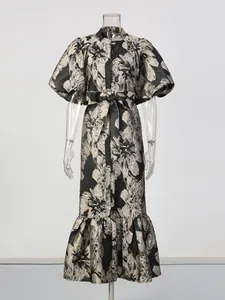 Elegant vintage floral print puff sleeve midi dress with adjustable waist tie for women