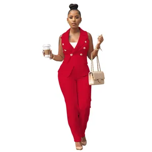 Ensemble de bureau deux pièces rouge pour femme avec blazer sans manches et pantalon