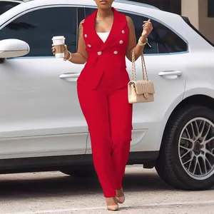 Ensemble tailleur 2 pièces chic avec veste blazer sans manches et pantalon rouge