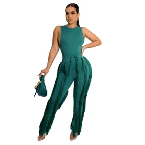 Chique tweedelige dames set met mouwloze top en broek met franjes in donkergroen