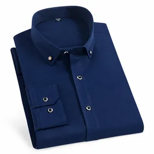Chemise business homme bleu marine coupe ajustée à manches longues avec strass