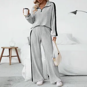 Set relax a due pezzi in maglia grigia con top a mezza zip e pantaloni a gamba larga
