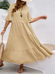 Beiges V-Ausschnitt Midi-Kleid in Übergröße aus Baumwollleinen für den entspannten Sommerurlaub