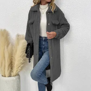 Elegante donkergrijze pluizige jas met lange mouwen en revers voor herfst- en wintermode