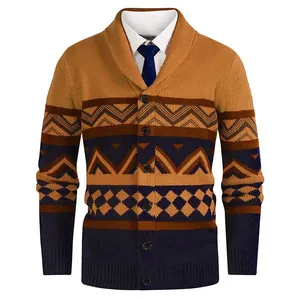 Frontansicht einer geometrischen Herren-Strickjacke mit elegantem Schalkragen-Design