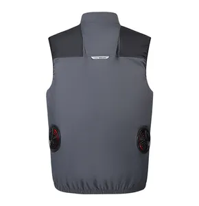 Vista posteriore del gilet da lavoro grigio con due ventole integrate potenziate