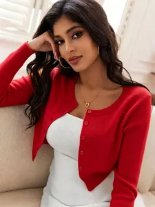 Modischer Damen Strick-Kurz-Cardigan in Rot mit langen Ärmeln und schicker Knopfleiste