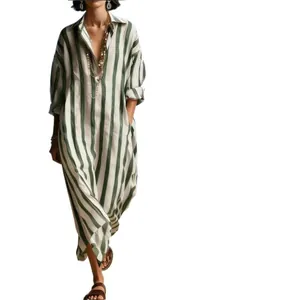 Loose V-neck striped maxi dress with pockets for a comfortable summer look.