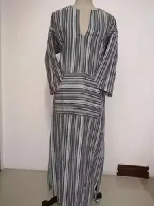 Robe longue ample en coton et lin à rayures verticales avec poche sur le devant