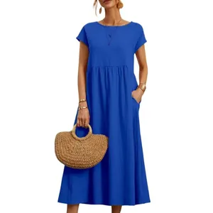 Abito lungo in cotone e lino blu a maniche corte con scollo rotondo e tasche laterali