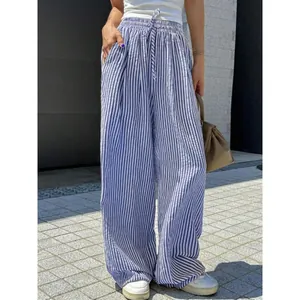 Gestreifte Weitbein-Hose für Damen mit hoher Taille und Kordelzug in Blau-Weiß-Design.