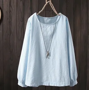 Blusa casual de algodón y lino azul claro para mujer con cuello redondo y manga larga