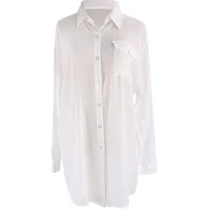Elegante camisa blanca de playa de gran tamaño confeccionada en tela de gasa arrugada