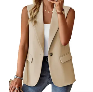 Vooraanzicht van een chique kaki mouwloos blazervest voor casual kantoorkleding voor dames.