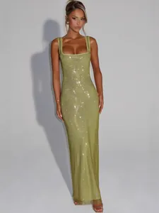 Robe longue élégante en résille à sequins vert lime avec col carré pour les soirées
