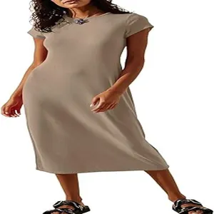 Abito midi aderente a maniche corte da donna in tinta unita color taupe kaki