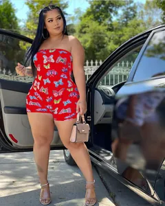 Sexy roter trägerloser Jumpsuit in Übergröße für Damen mit buntem Schmetterlingsprint