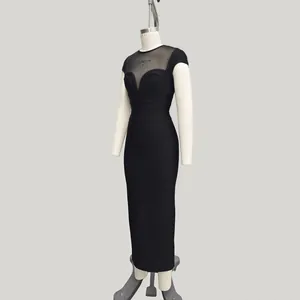 Elegante vestido midi vendaje ajustado negro con escote de malla transparente y manga corta