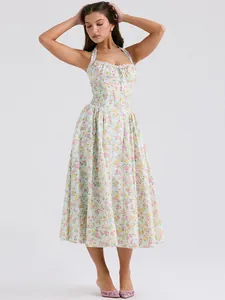 Elegante abito midi floreale con allacciatura al collo e vita arricciata per vacanze