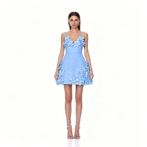 Robe Bandage à Appliques Florales 3D pour Femmes Robe Mini Bodycon Coupe Ajustée Col en V Élégante pour Soirée Banquet Style Socialiste