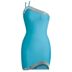 Mini abito bandage azzurro monospalla con rifiniture in strass argento scintillanti