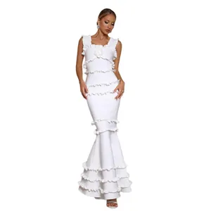 Élégante robe de soirée sirène blanche à volants avec encolure carrée et coupe ajustée