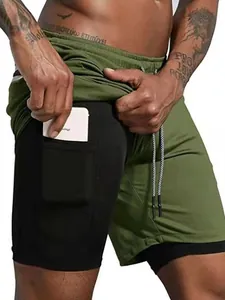 Short de sport homme vert olive double couche en mesh avec poche téléphone intégrée