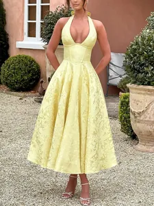 Elegant pale yellow V-neck halter jacquard evening dress with backless design for summer