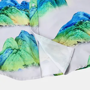 Gros plan détaillé de l'ourlet d'une chemise hawaïenne avec motif de paysage de montagne