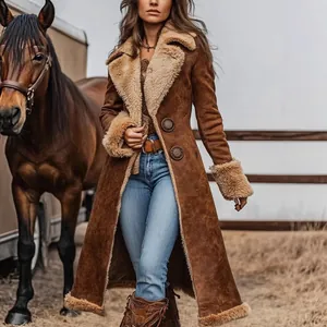 Cappotto vintage da donna in montone marrone con collo in finta pelliccia