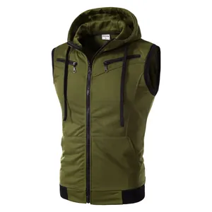 Détail rapproché du gilet à capuche pour homme montrant la texture du tissu et les zips
