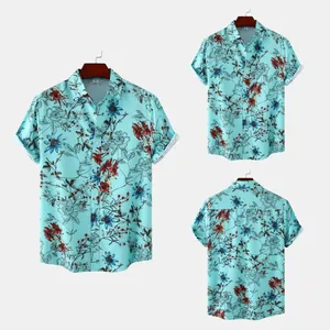 Herren Freizeit-Kurzarmhemd mit Blumenmuster in Hellblau und botanischem Blumendruck