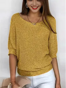Haut en maille jaune moutarde élégant avec col rond et manches trois-quarts pour femmes