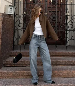 Stijlvolle bruine imitatiewollen jas met revers voor dames in een casual streetstyle