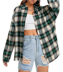 Dettaglio della camicia di flanella a quadri verdi oversize con design casual abbottonato