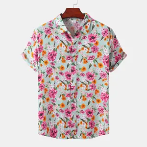 Herren Kurzarm Hawaiihemd mit Blumenmuster ideal für den sommerlichen Urlaub am Strand